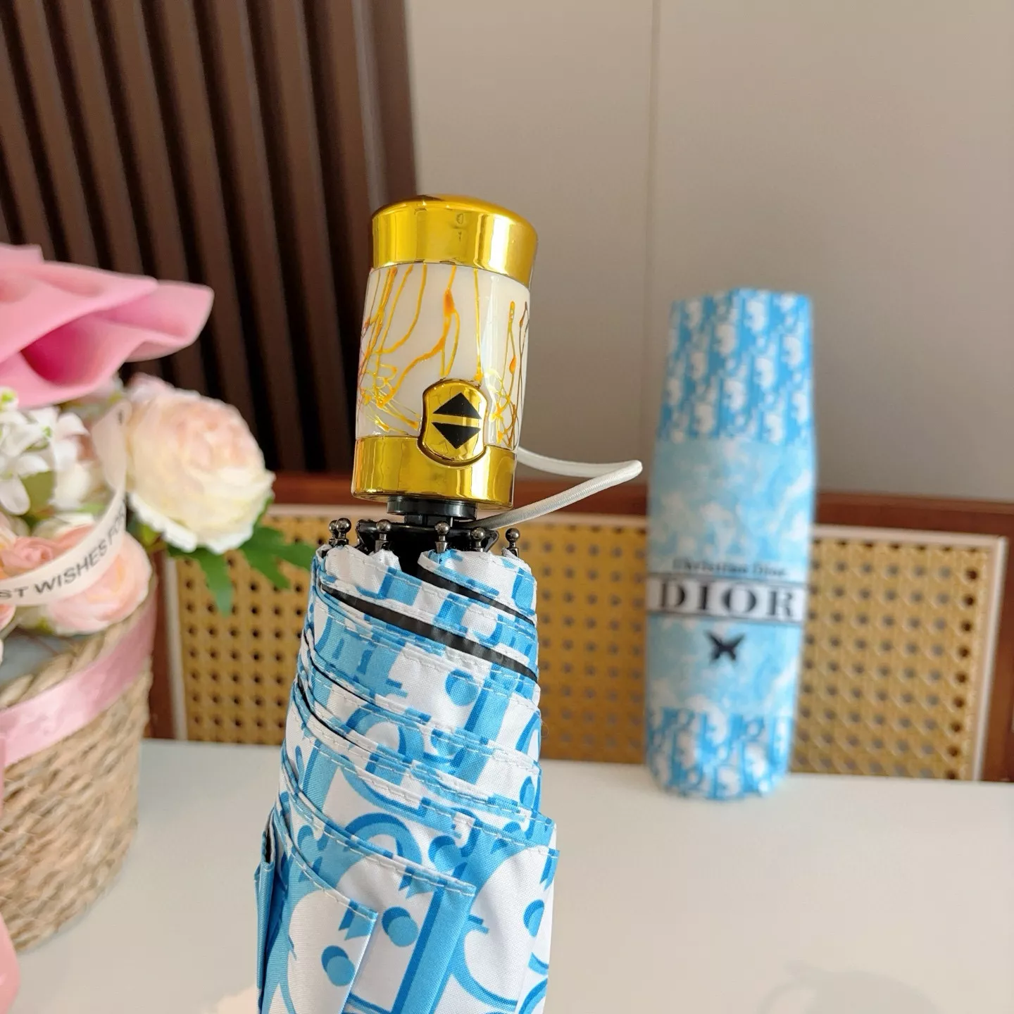 Christian Dior Umbrellas Elegant 8785 - Image 6