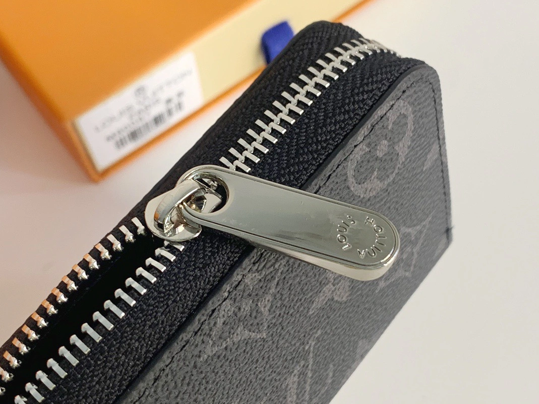 Classic 3942 Louis Vuitton LV Wallets - Image 4