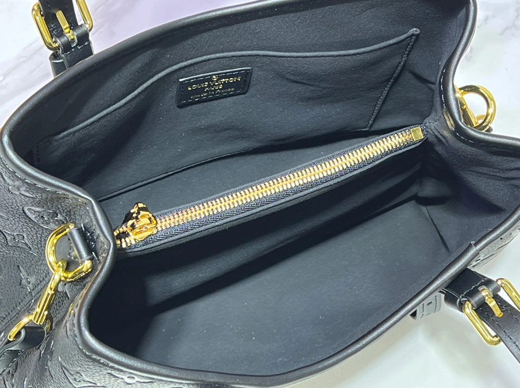 Classic 4774 Louis Vuitton AAA Quality Handbags For Women - Image 7