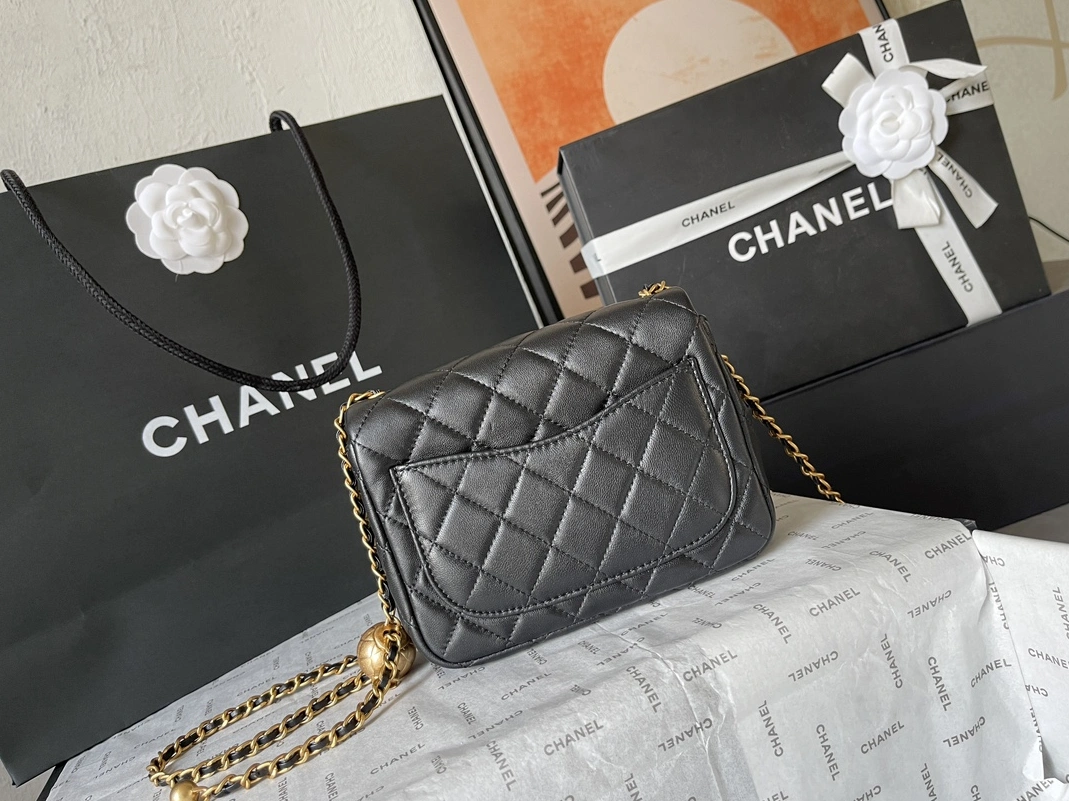 Classic 6487 Chanel AAA Quality Messenger Bags For Women - Image 4