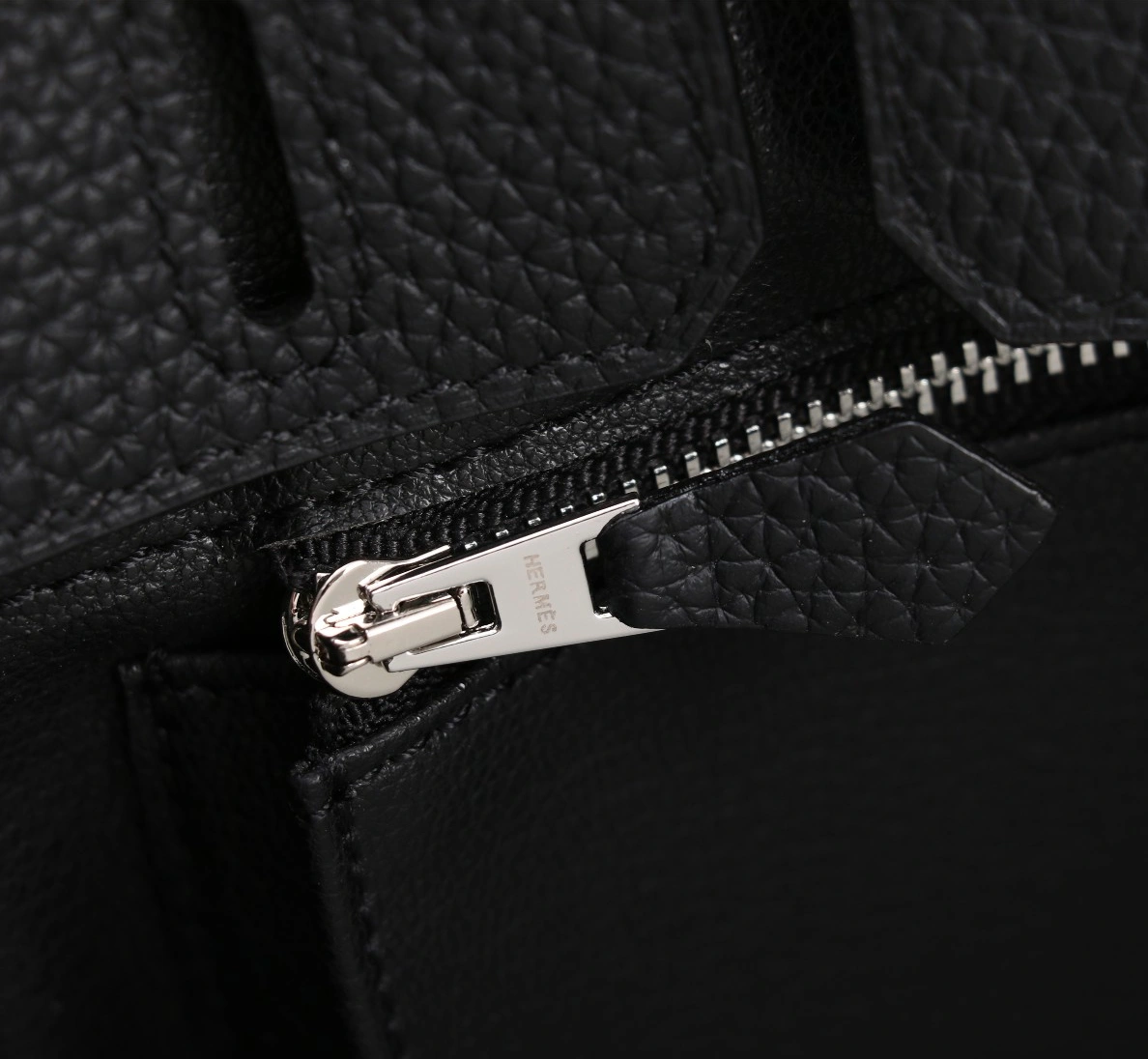 Classic 9526 Hermes AAA Quality Handbags For Women - Image 7