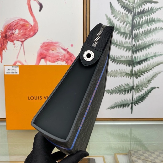 Comfortable 3164 Louis Vuitton AAA Quality Wallets For Unisex - Image 3