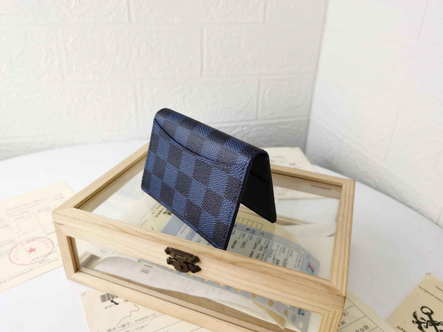 Comfortable 8732 Louis Vuitton LV Card Case For Unisex - Image 4