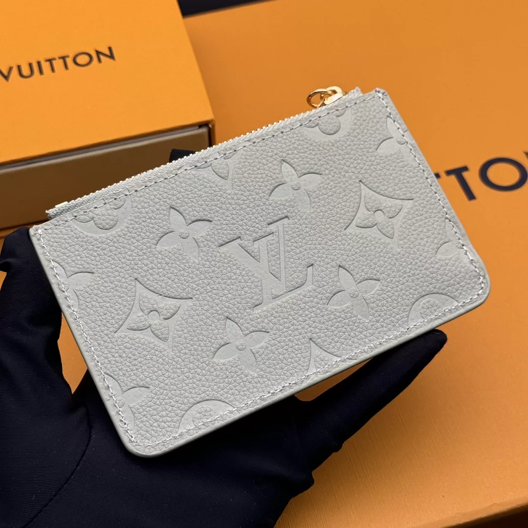 Cozy 2795 Louis Vuitton LV Card Case For Women - Image 3