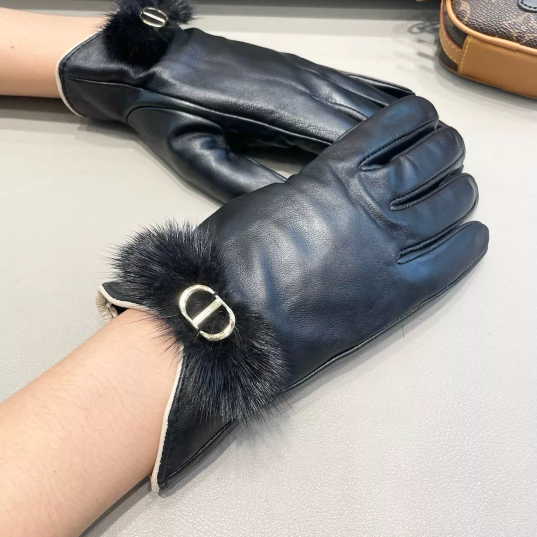 Cozy 7712 Christian Dior Gloves For Women - Image 3