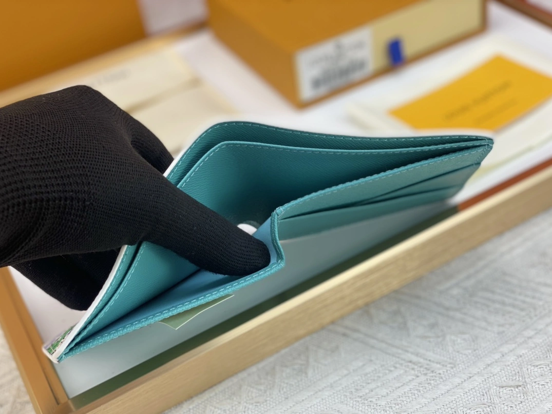 Cozy 9962 Louis Vuitton LV Wallets - Image 7