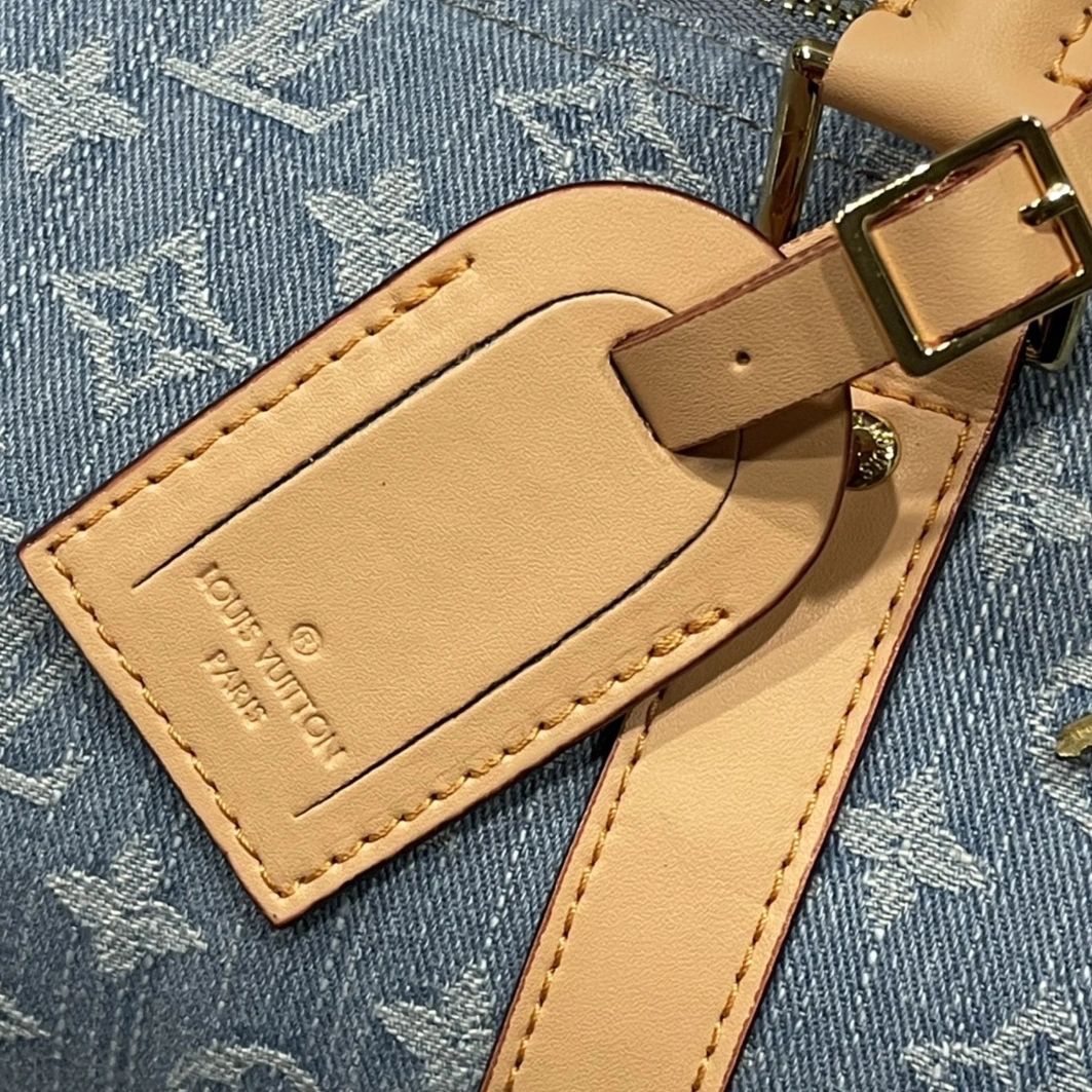 DailyWear 687 Louis Vuitton Travel Bags - Image 5