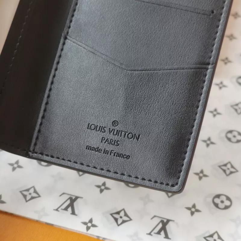 DailyWear 7700 Louis Vuitton AAA Quality Card Case - Image 6