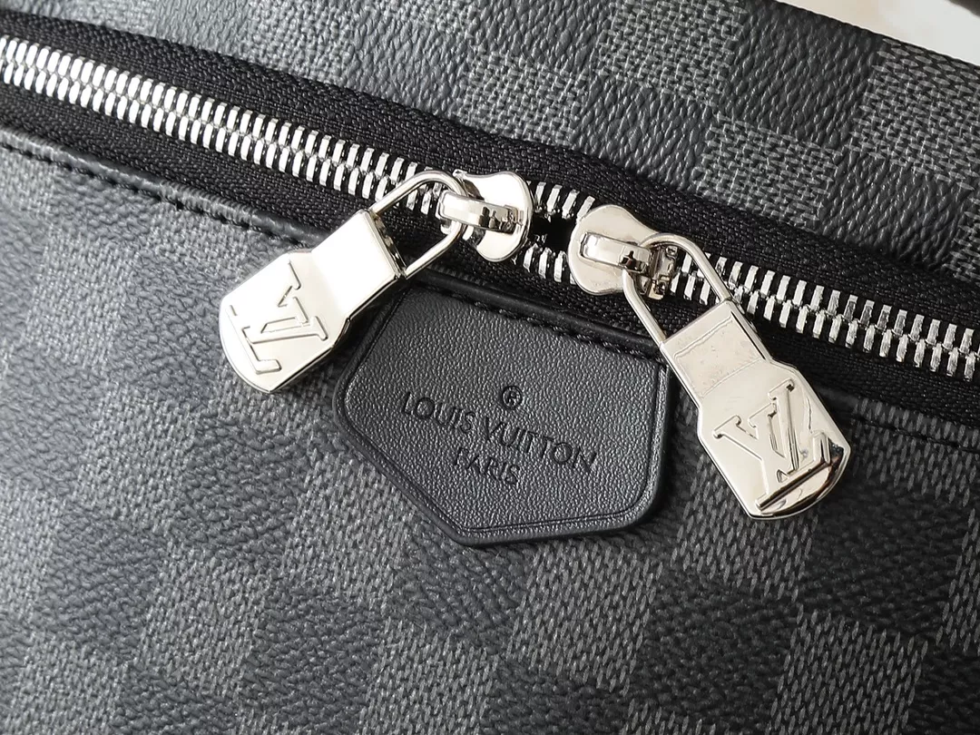 DailyWear 8455 Louis Vuitton LV AAA Quality Belt Bags For Unisex - Image 5