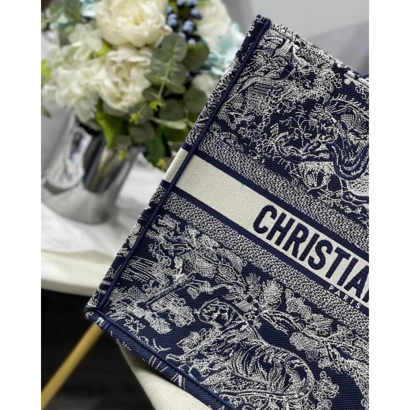 41.5 x 35 Dior Book Tote Blue Toile de Jouy Reverse Embroidery - Image 4