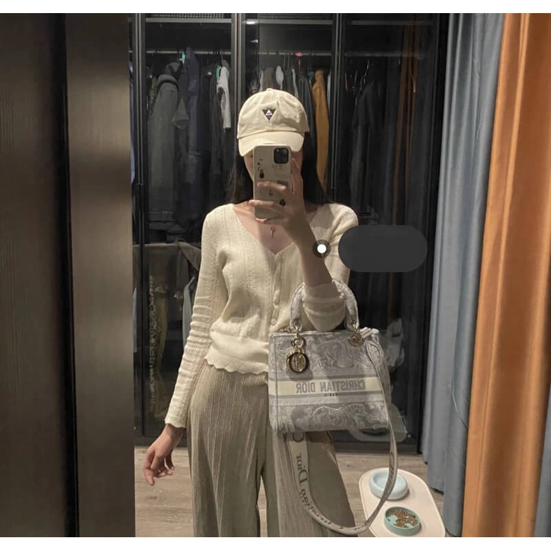 24 x 20 x Dior Medium Lady D-Lite Bag Gray Toile de Jouy Reverse Embroidery - Image 5