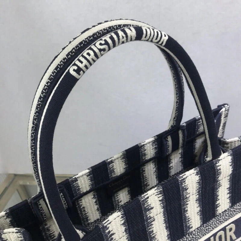 'Christia Dior Small Book Tote D-Stripes Embroidery - Image 6