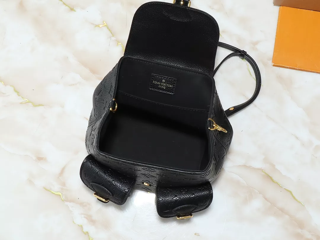 Durable 2659 Louis Vuitton AAA Quality Backpacks For Women - Image 8