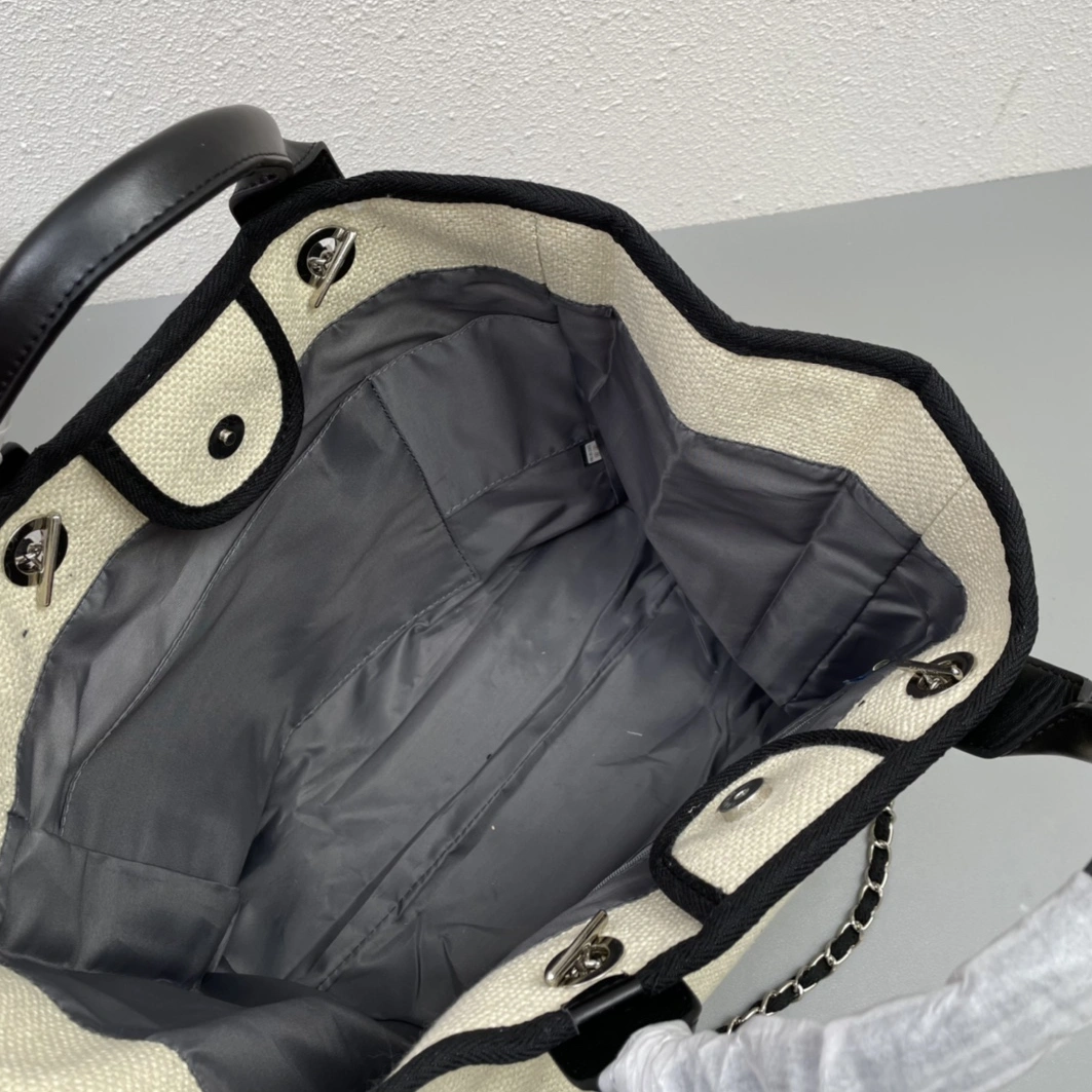 Durable 4697 Chanel AAA Quality Handbags For Women - Image 7