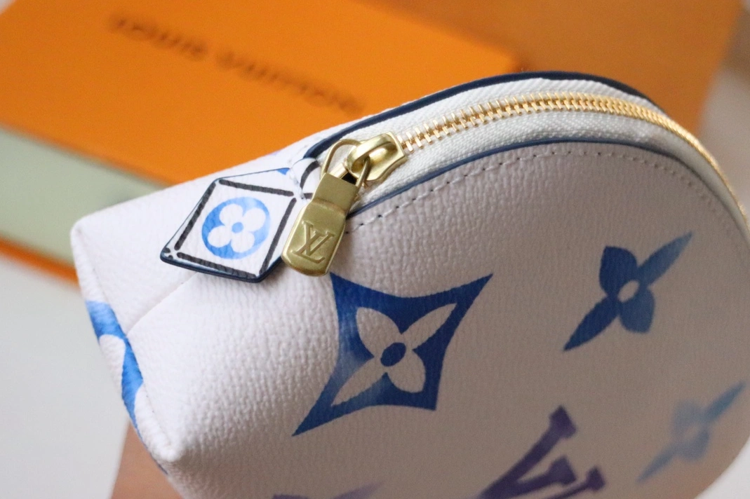 Durable 6598 Louis Vuitton AAA Quality Wallets For Women - Image 5