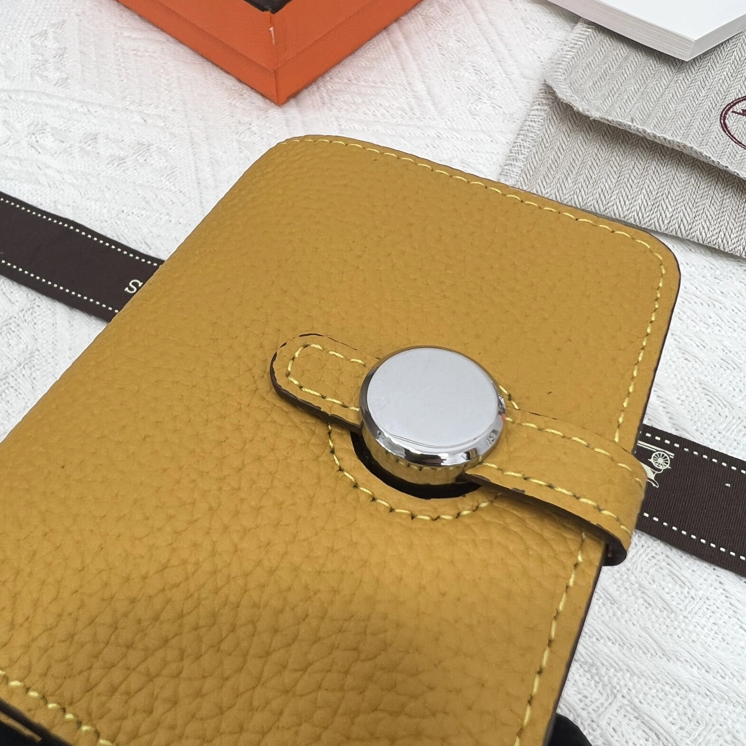 Durable 9368 Hermes AAA Quality Wallets - Image 4