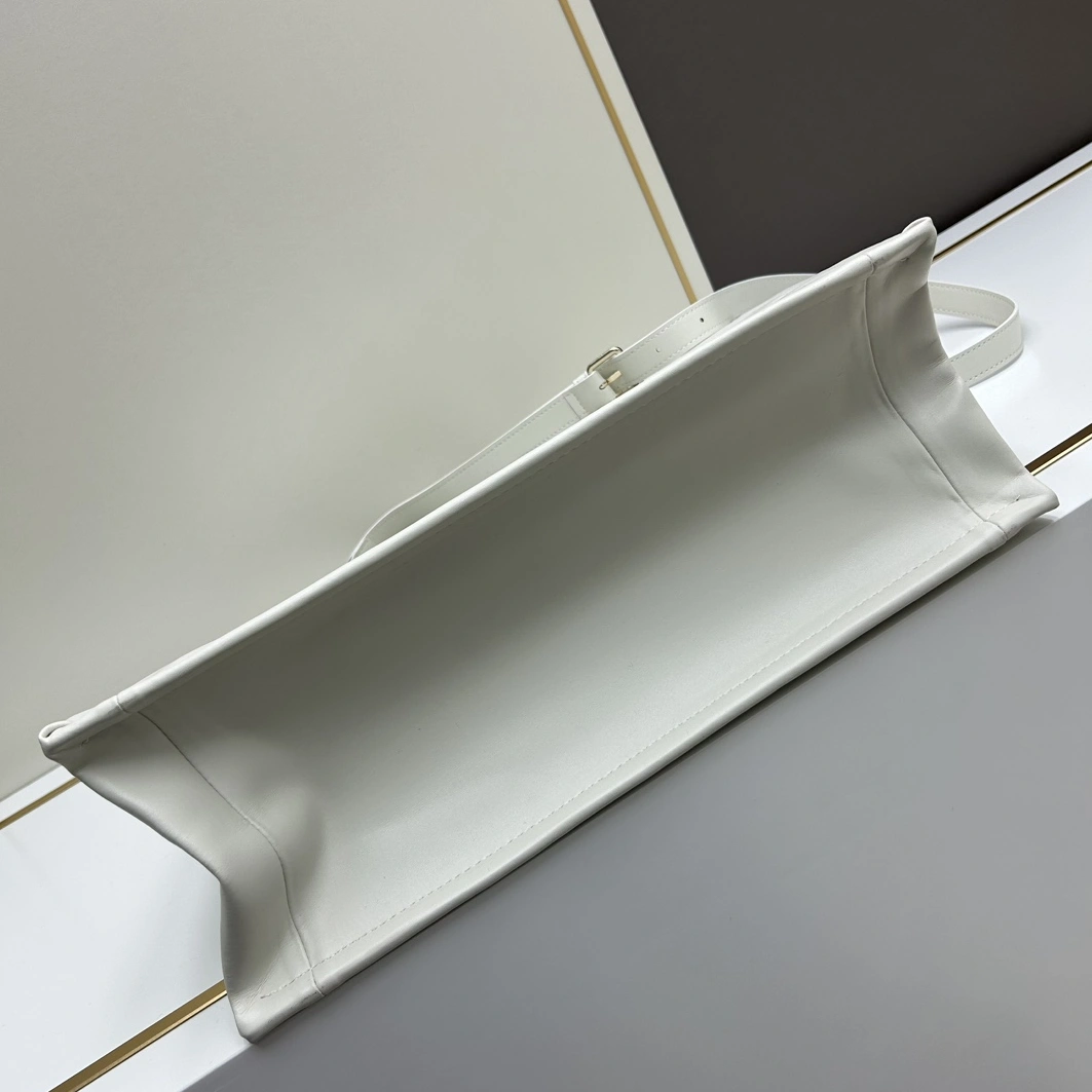 EasyMatch 8059 Christian Dior AAA Quality Tote-Handbags For Women - Image 6