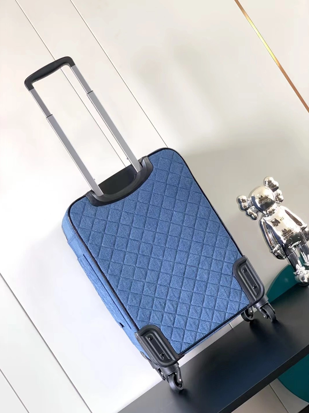Efficient 2215 Chanel Luggage Upright For Unisex - Image 3