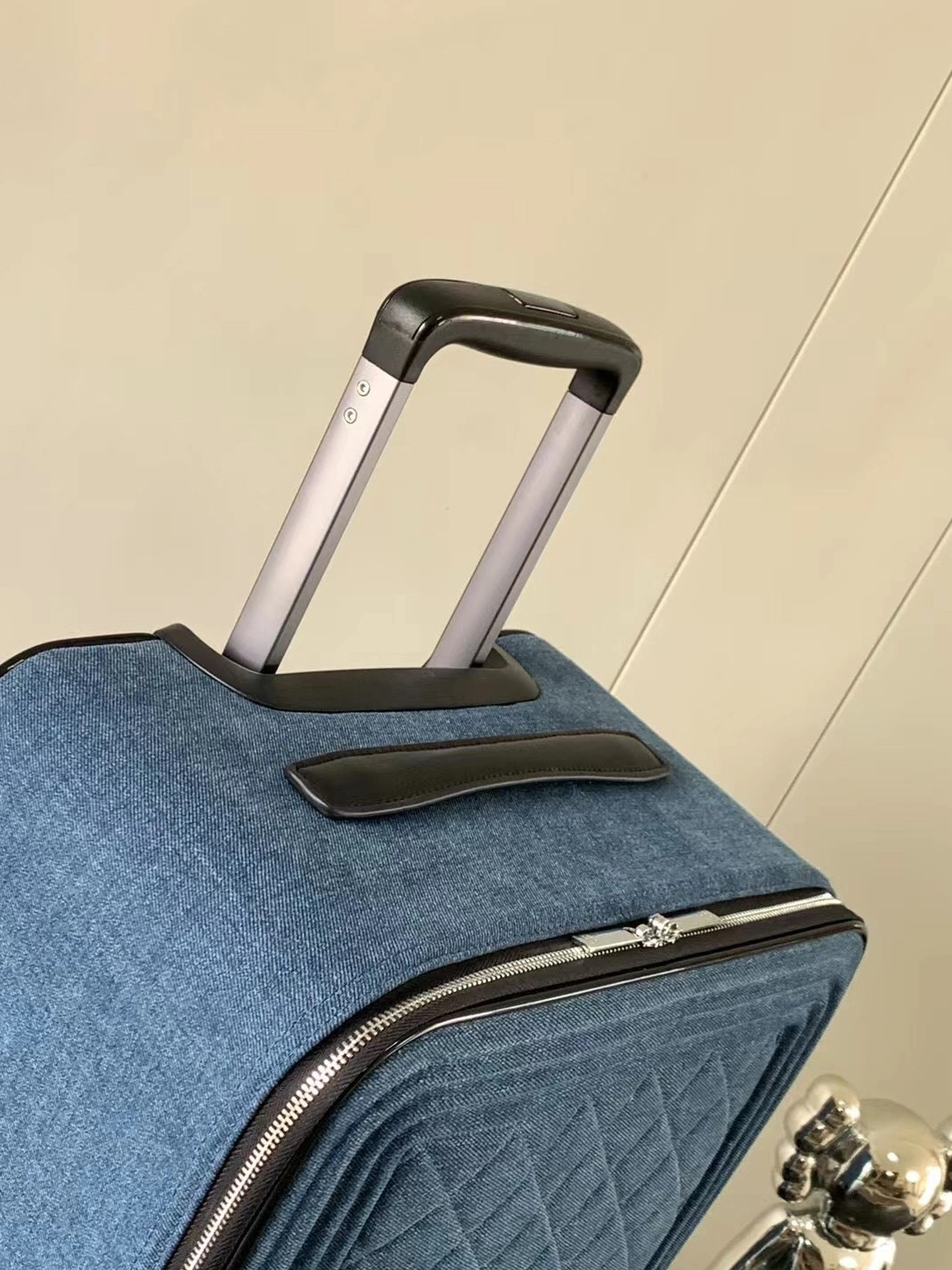 Efficient 2215 Chanel Luggage Upright For Unisex - Image 6