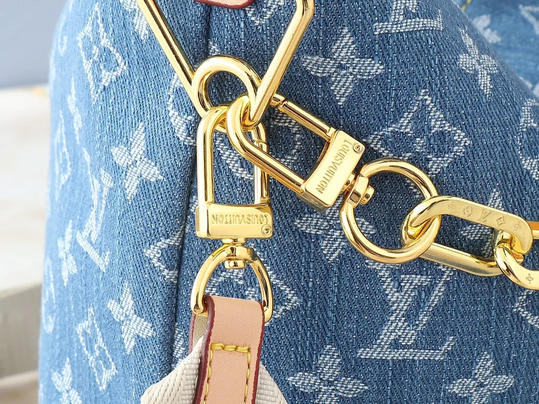 Efficient 8698 Louis Vuitton AAA Quality Messenger Bags For Women - Image 6