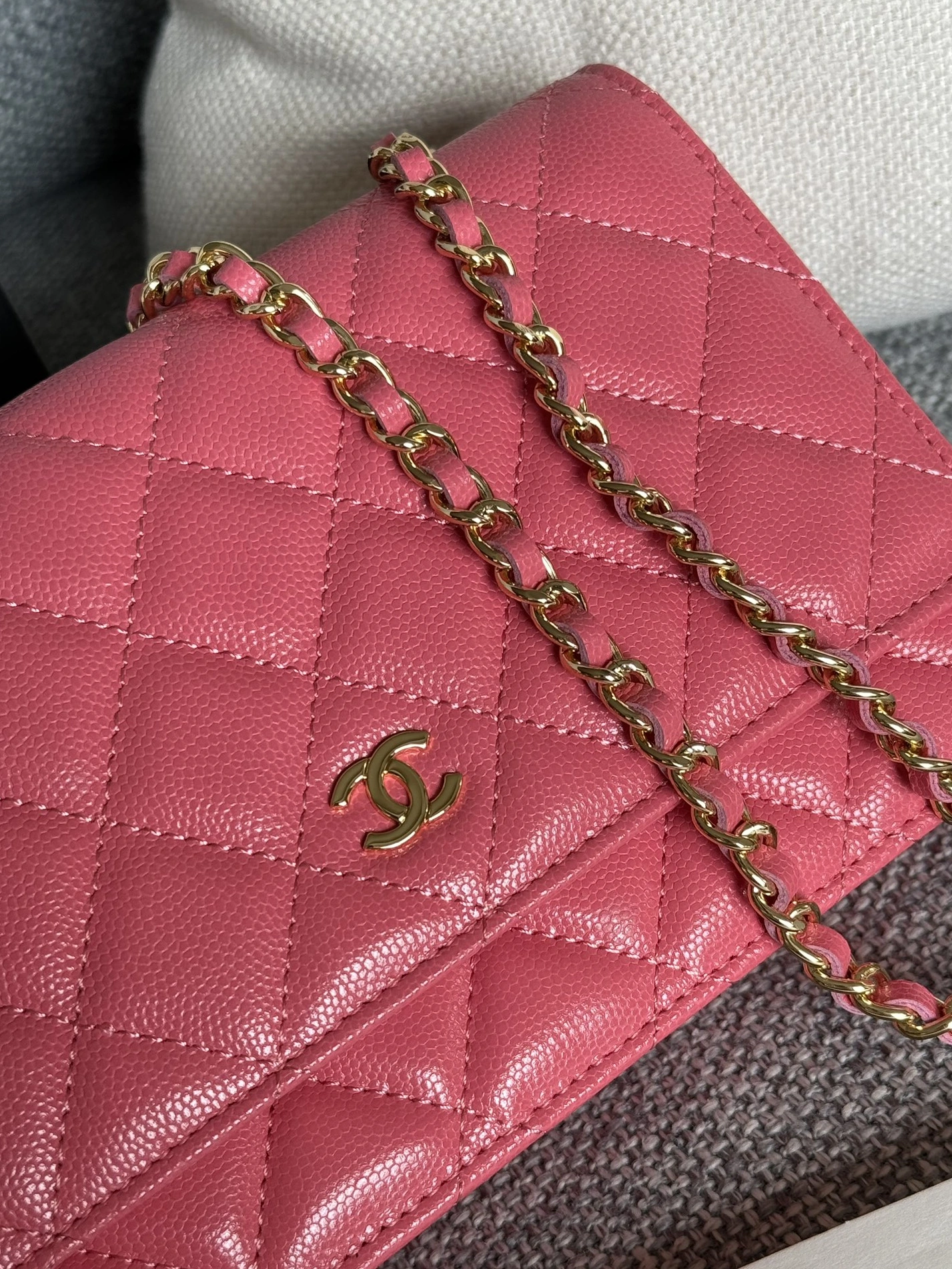 Elegant 8699 Chanel AAA Quality Messenger Bags In Gold For Women - Image 4