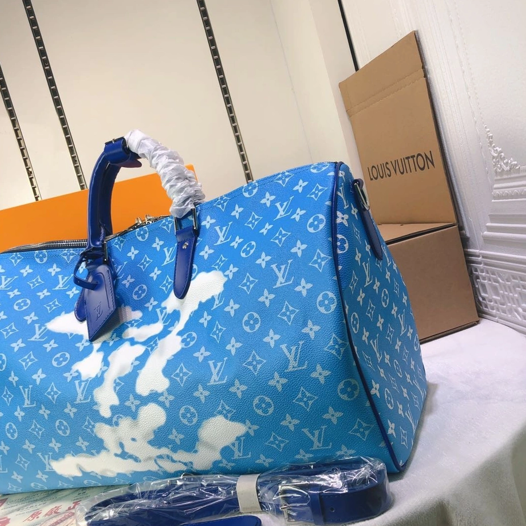 EyeCatching 9776 Louis Vuitton Travel Bags For Women - Image 3