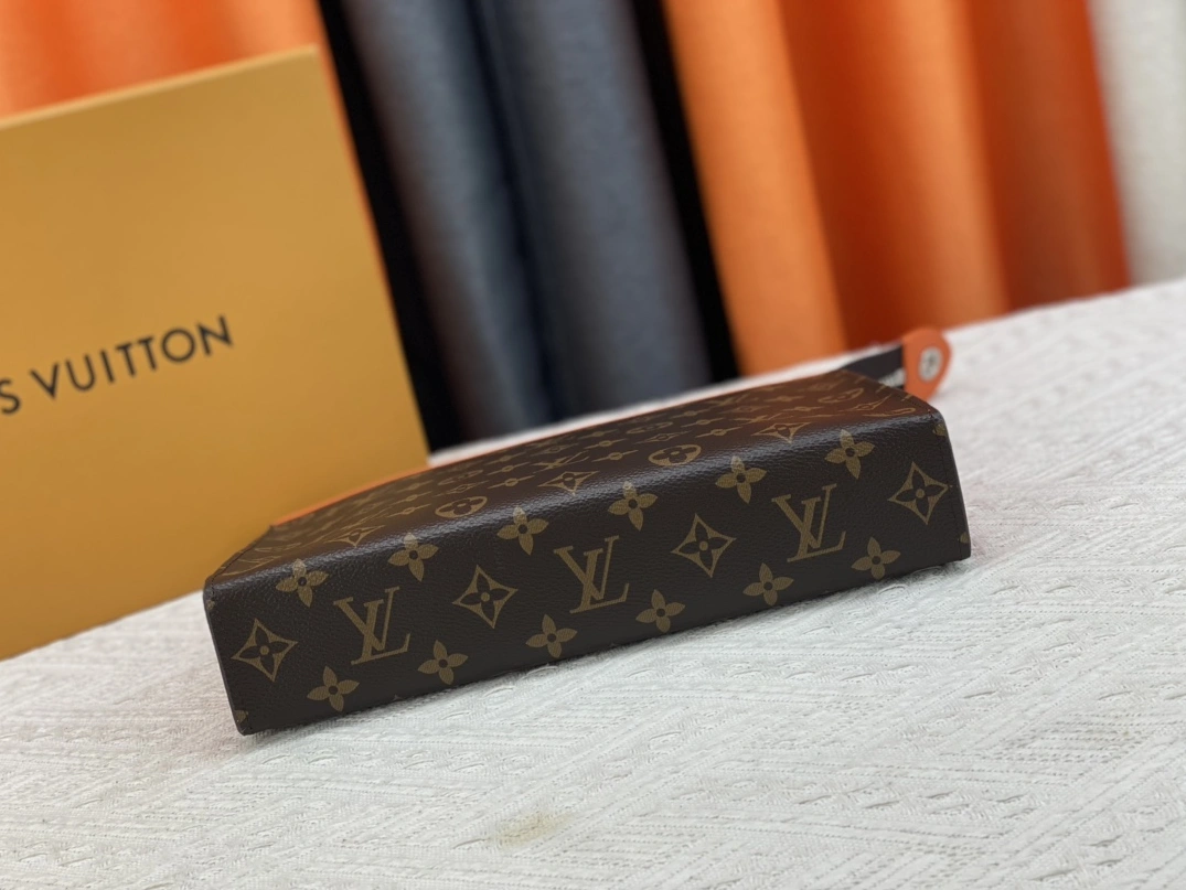 Flexible 6810 Louis Vuitton LV Wallets For Unisex - Image 5