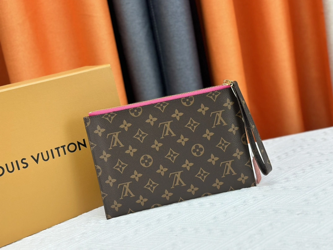 Flexible 9183 Louis Vuitton LV Wallets In Rose Red - Image 3