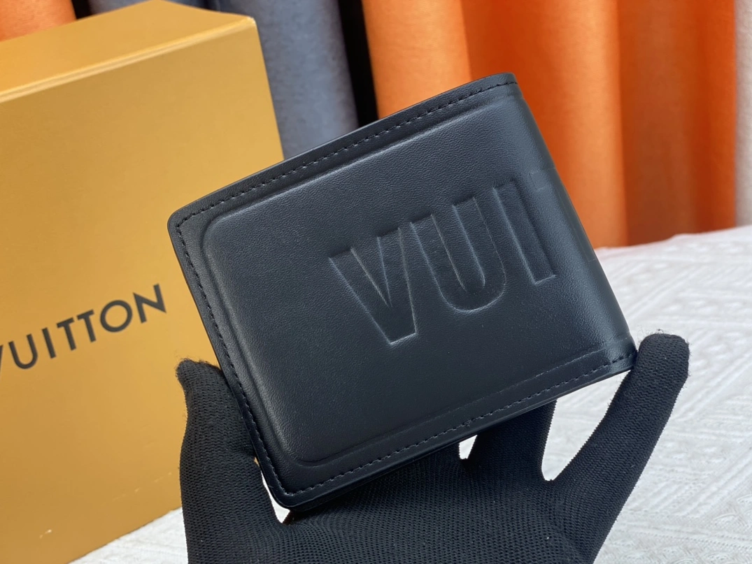 GoAnywhere 2170 Louis Vuitton AAA Quality Wallets For Unisex