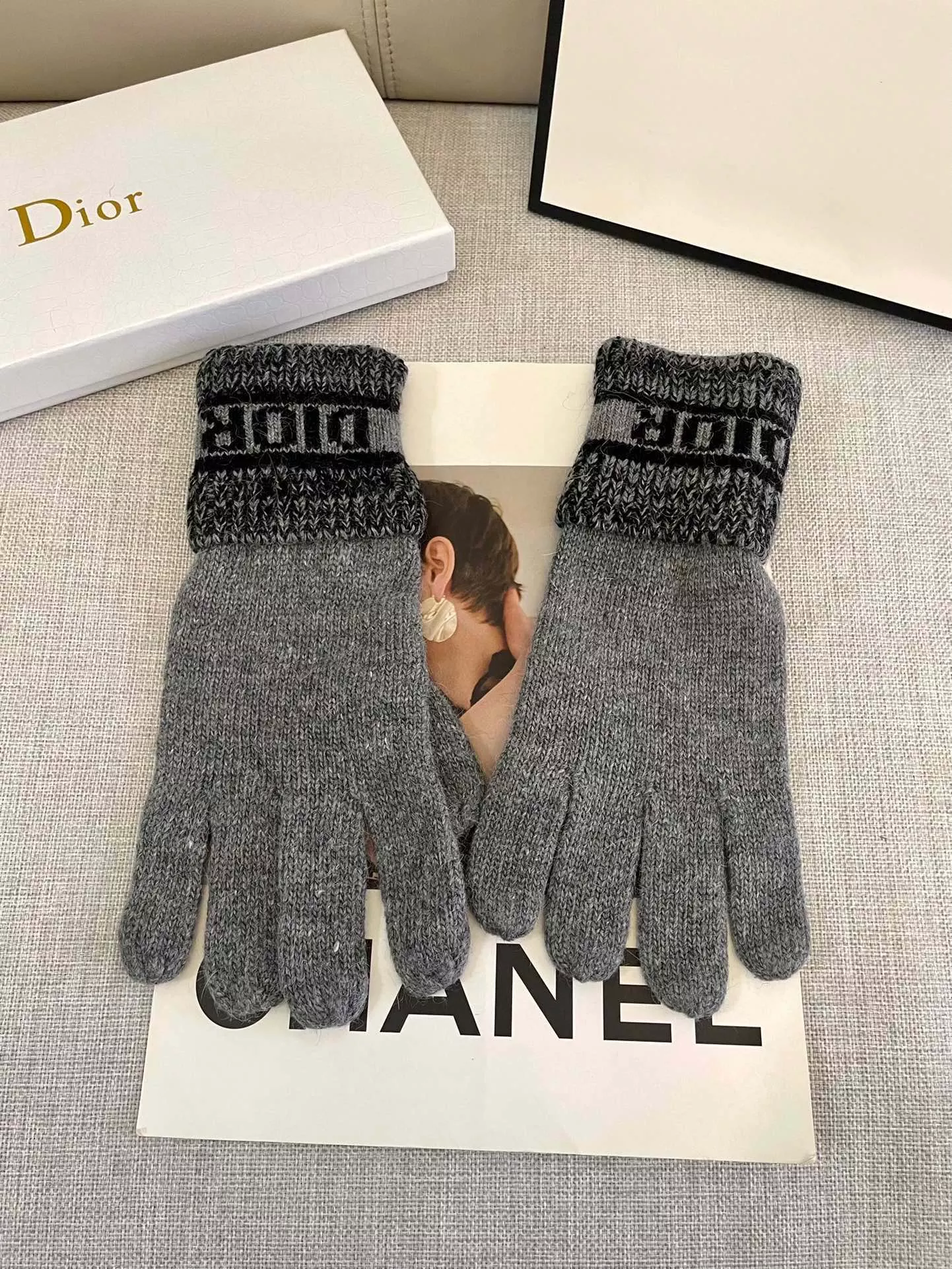 GoAnywhere 4866 Christian Dior Gloves
