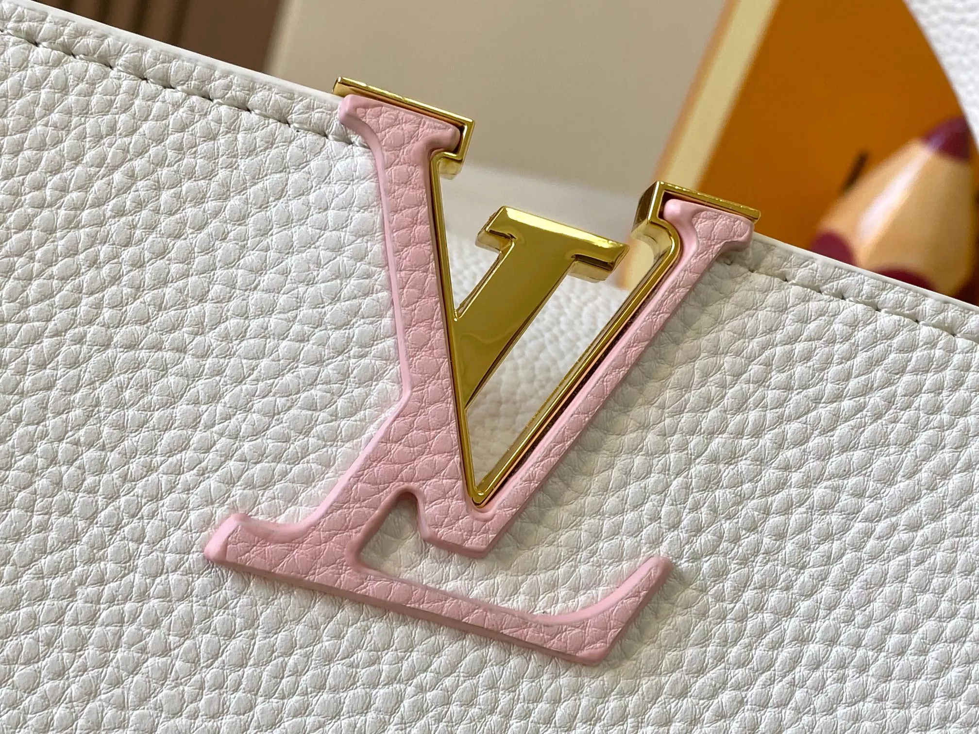 GoAnywhere 5709 Louis Vuitton AAA Quality Messenger Bags For Women - Image 5