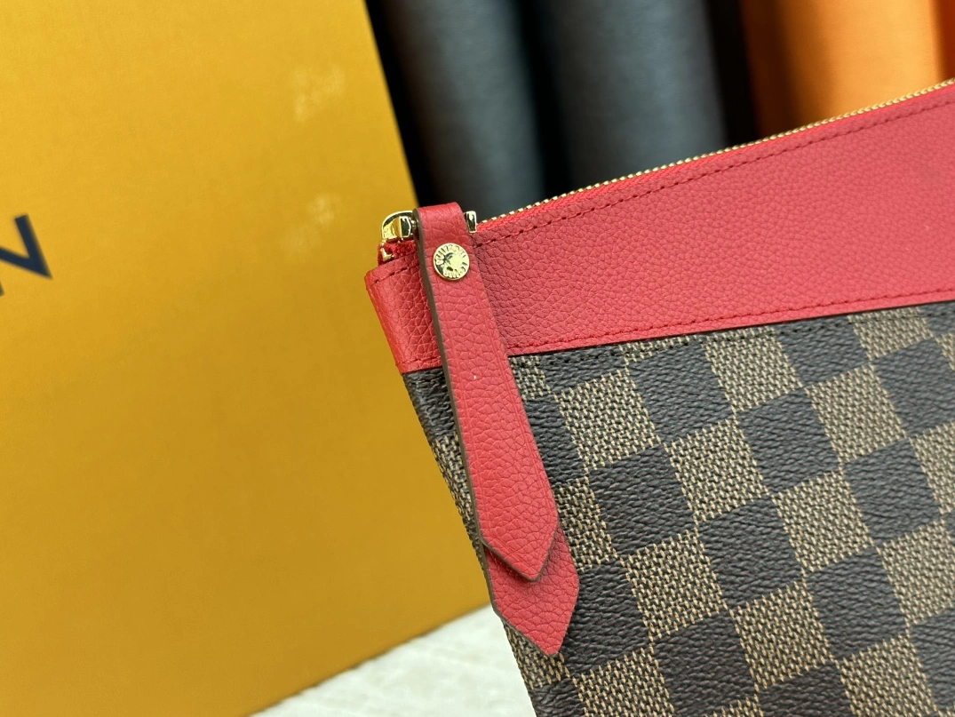 GoAnywhere 6108 Louis Vuitton LV Wallets For Unisex - Image 5