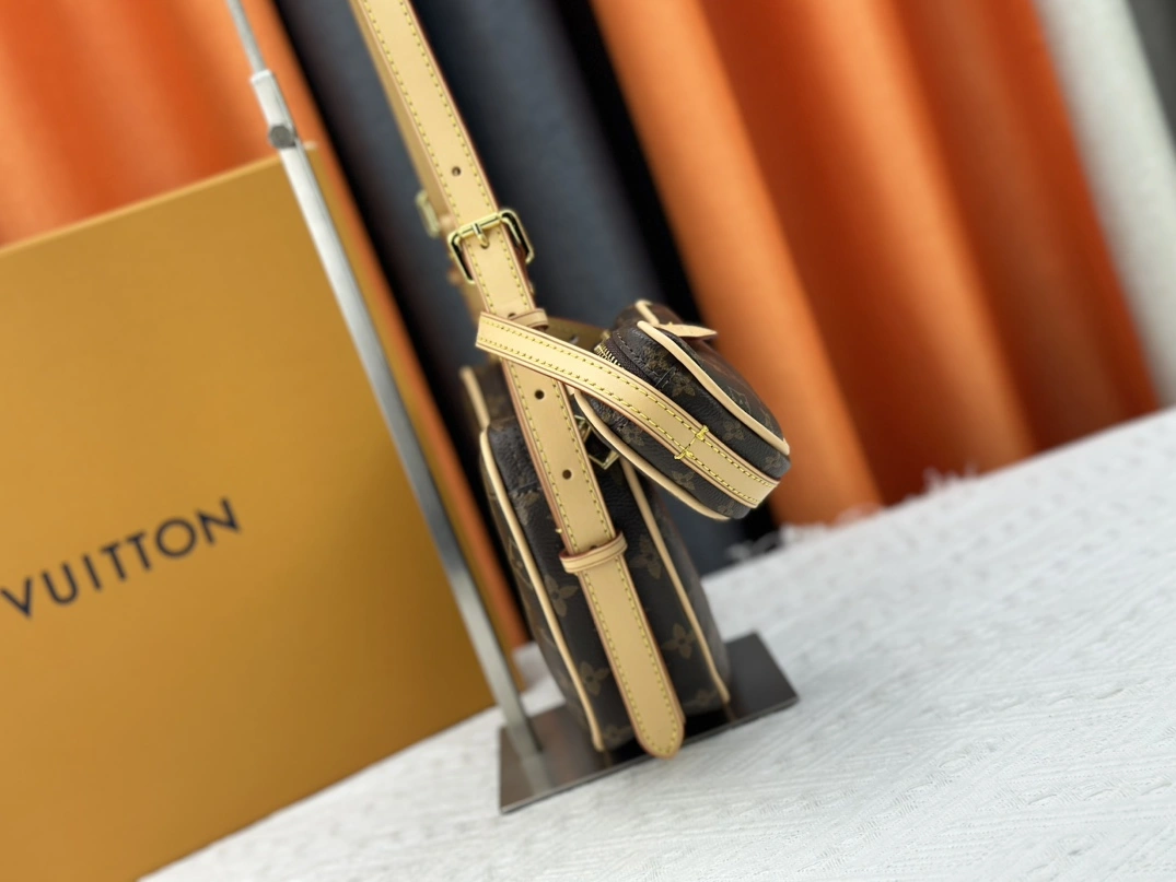 GoAnywhere 6147 Louis Vuitton AAA Quality Shoulder Bags For Women - Image 3