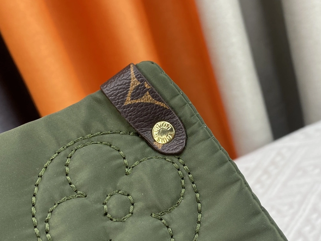 GoAnywhere 7706 Louis Vuitton AAA Quality Tote-Handbags For Women - Image 5