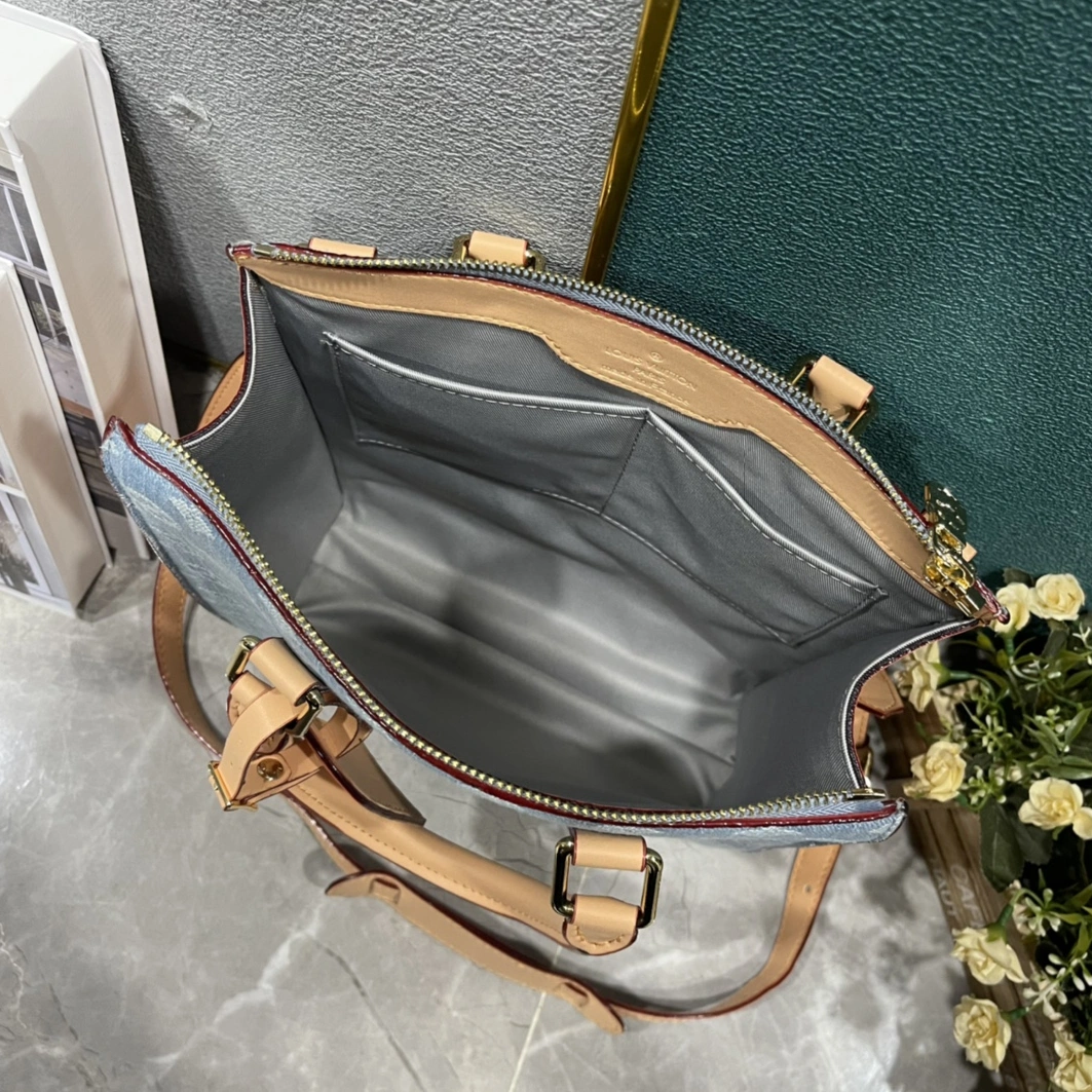 GoodFit 3569 Louis Vuitton AAA Quality Handbags For Unisex - Image 8