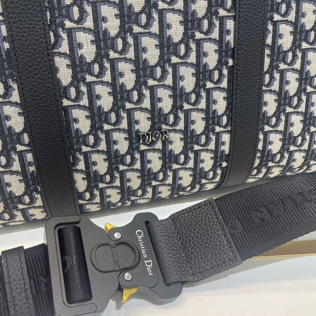 GoodFit 5612 Christian Dior Travel Bags - Image 6