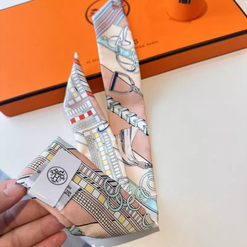 GoodFit 5828 Hermes Silk Scarf - Image 4