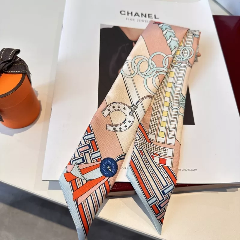 GoodFit 5828 Hermes Silk Scarf - Image 5