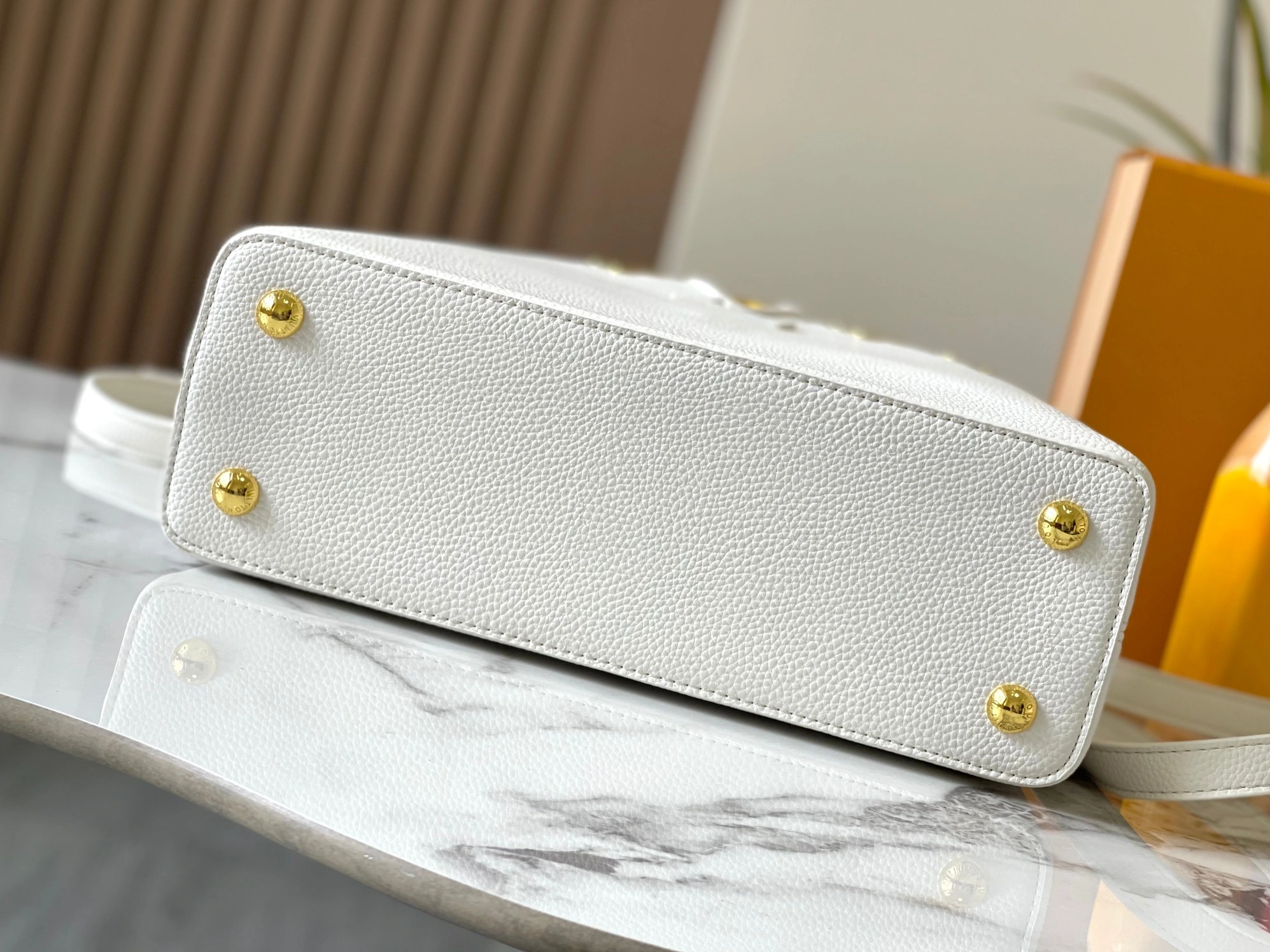 GoodFit 689 Louis Vuitton AAA Quality Messenger Bags For Women - Image 4