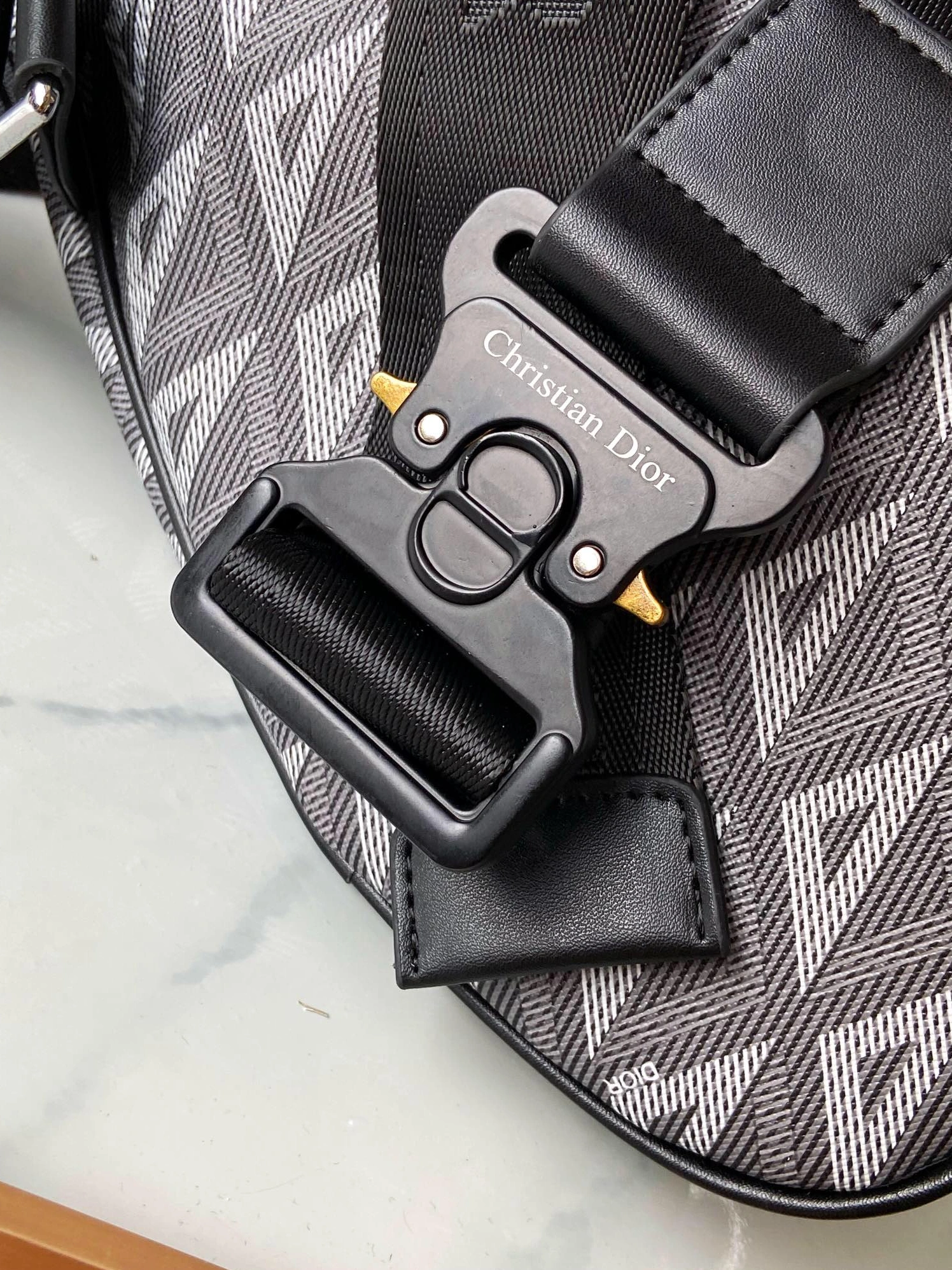 GoodFit 7753 Christian Dior AAA Man Messenger Bags - Image 8