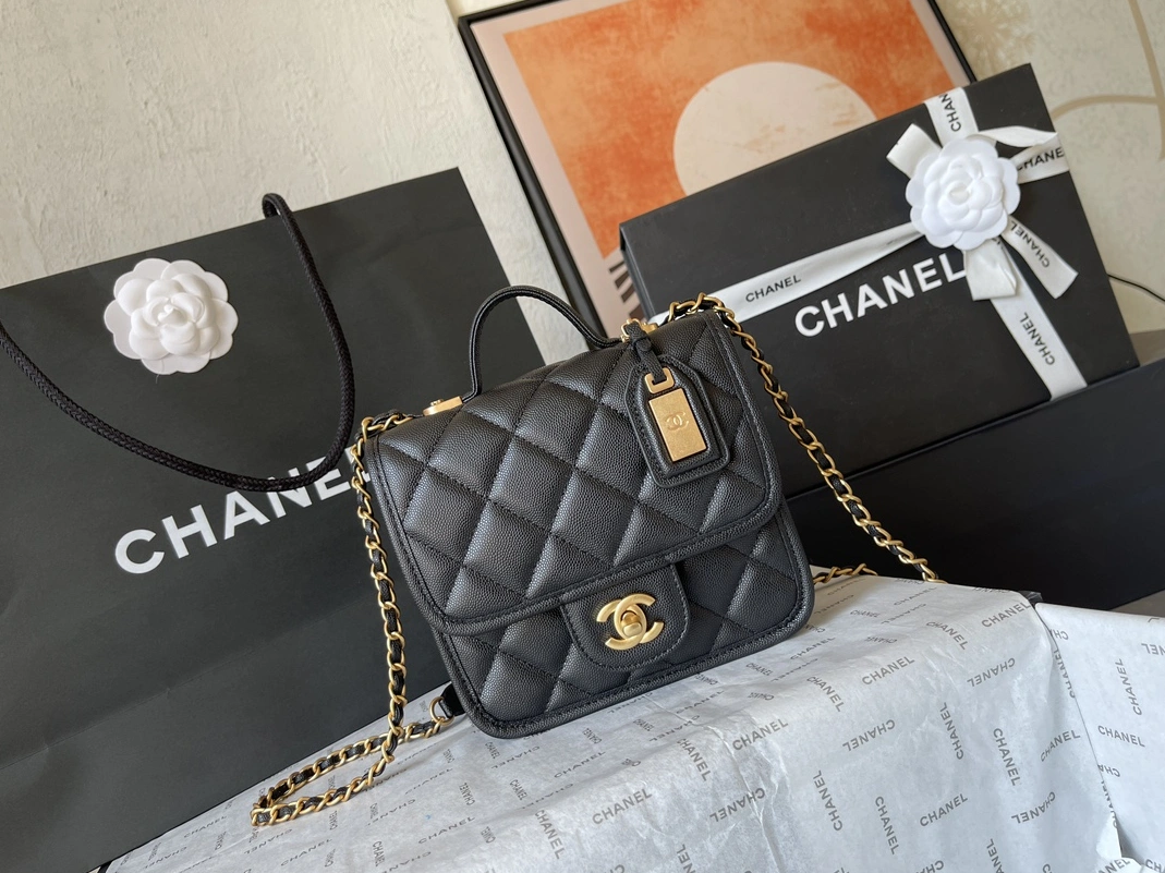 GoodFit 835 Chanel AAA Quality Messenger Bags For Women