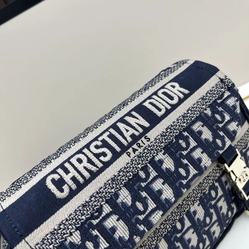 GoodFit 9207 Christian Dior AAA Quality Messenger Bags For Women - Image 4