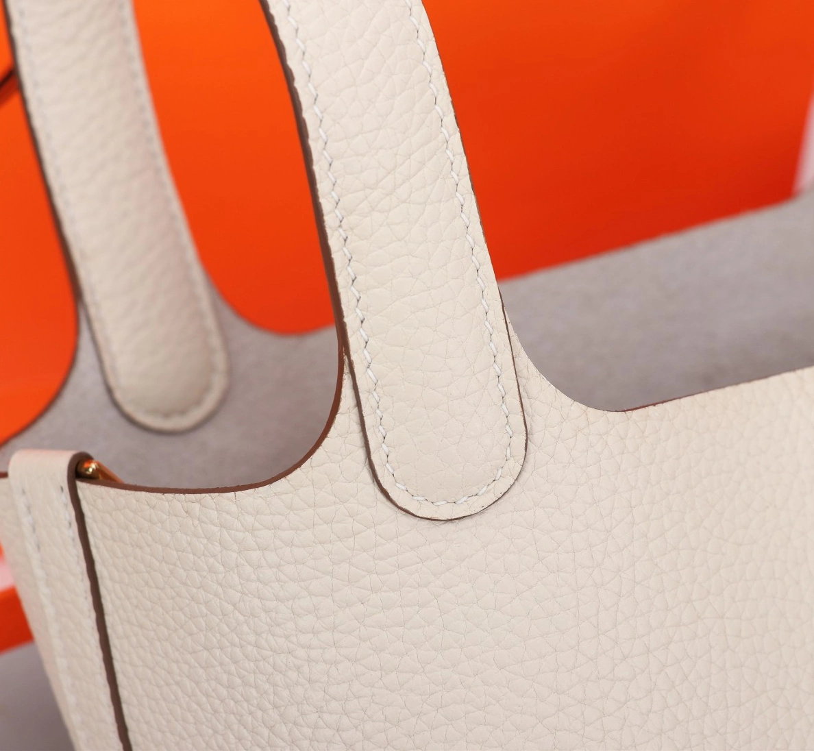 Hermes AAA Quality Handbags For Women Cozy 1357 - Image 4