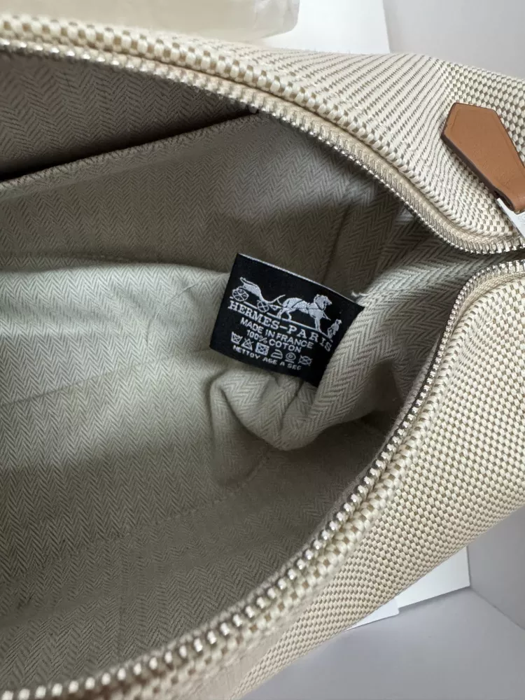 Hermes AAA Quality Handbags For Women Sophisticated 3941 - Image 8