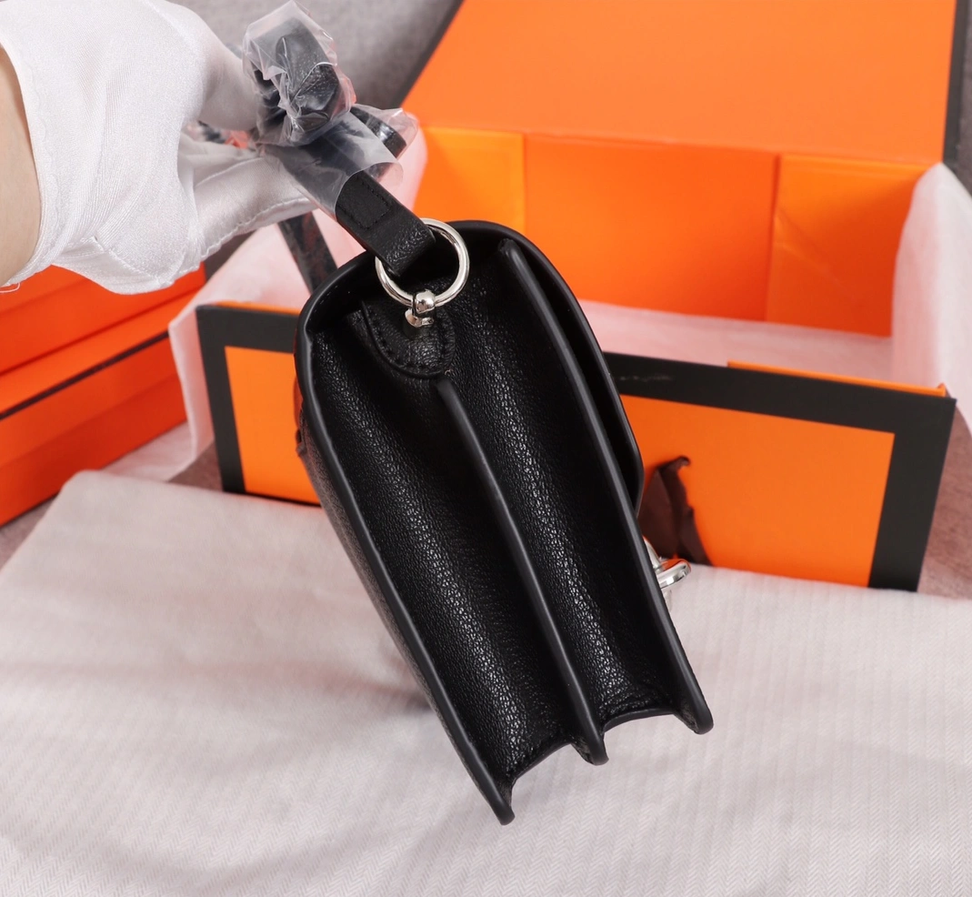 Hermes AAA Quality Messenger Bags For Women Versatile 8122 - Image 3