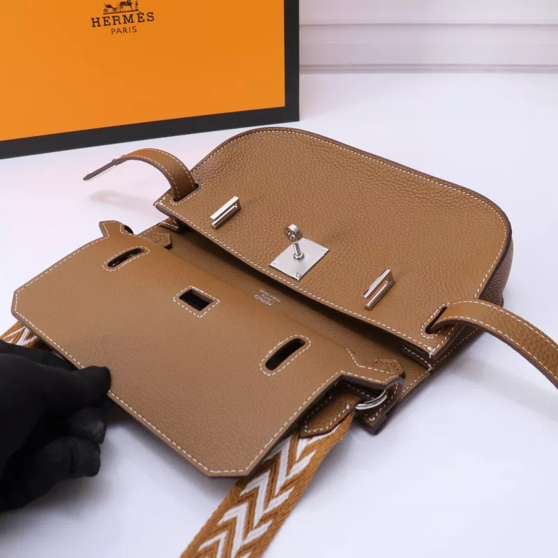 Hermes AAA Quality Messenger Bags In Brown For Unisex Soft 5692 - Image 7