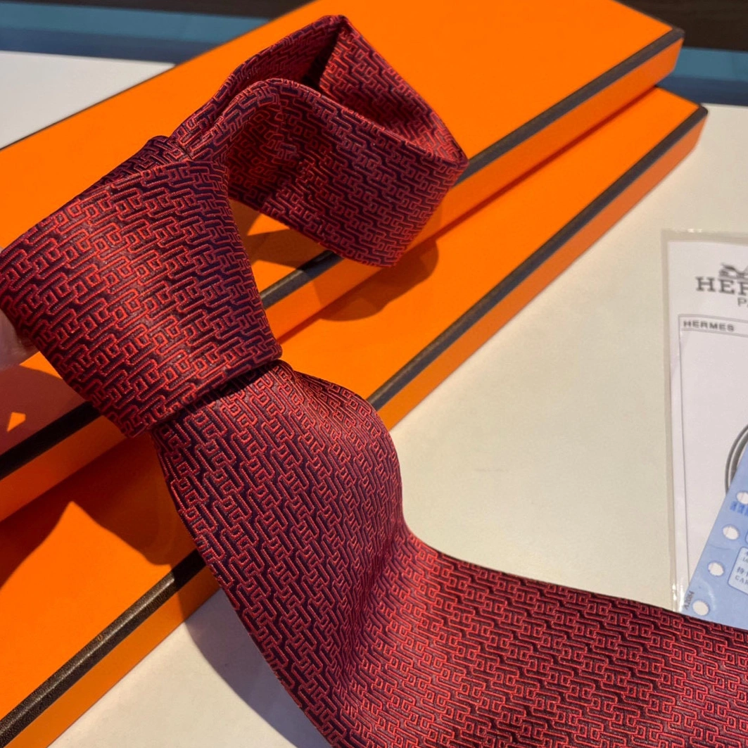 Hermes Necktie For Men Sleek 3252 - Image 4
