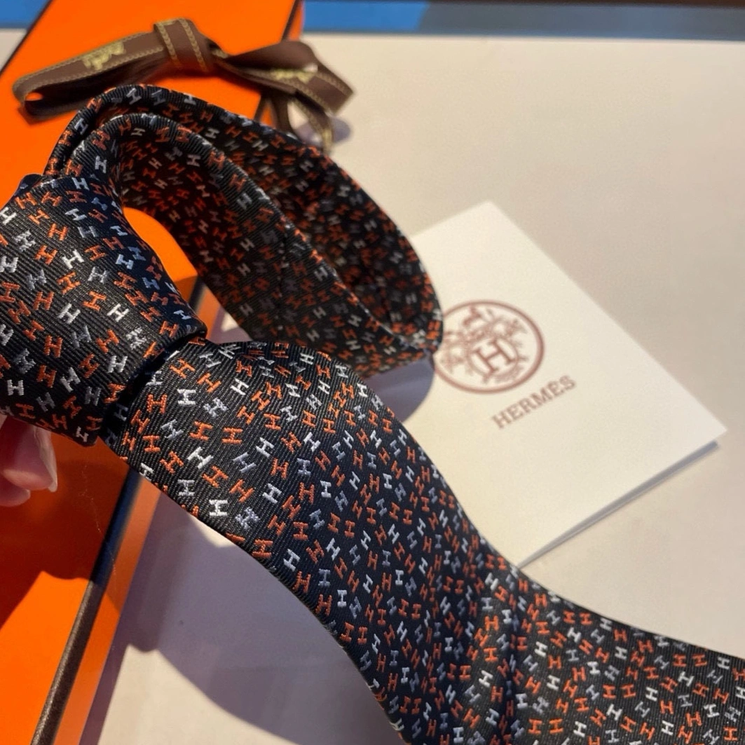 Hermes Necktie For Men Vibrant 469
