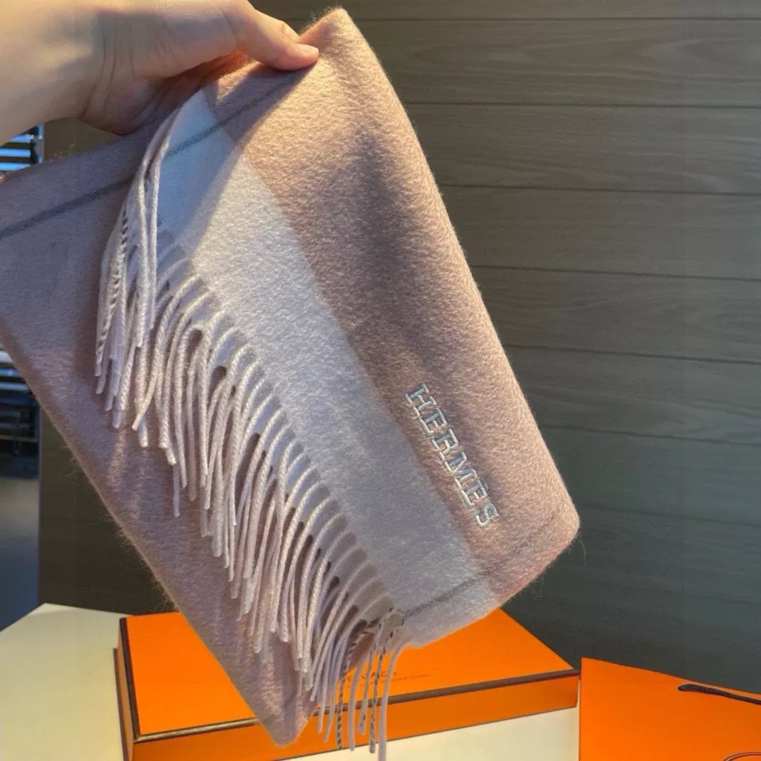 Hermes Scarf For Women Durable 8692 - Image 7