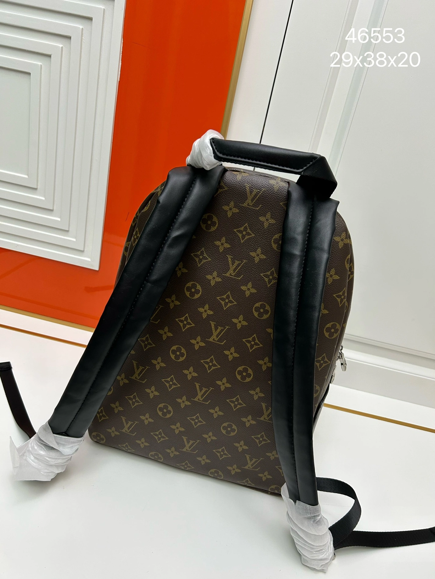 Louis Vuitton AAA Quality Backpacks For Unisex Elegant 1365